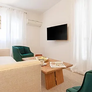 Apartment Genteel Velarde