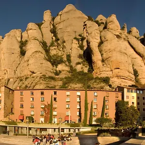 Abat Cisneros 3* Montserrat