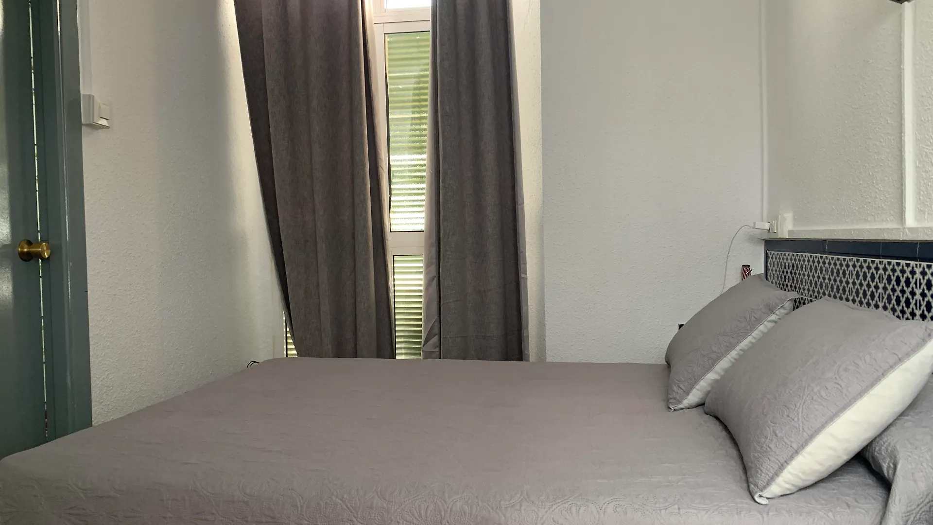 Hostal Alcobia Seville